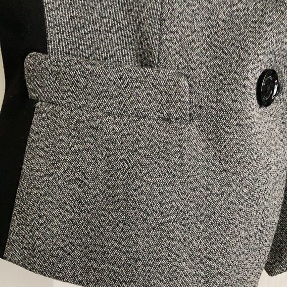 Express Vest - Picture 3 of 6